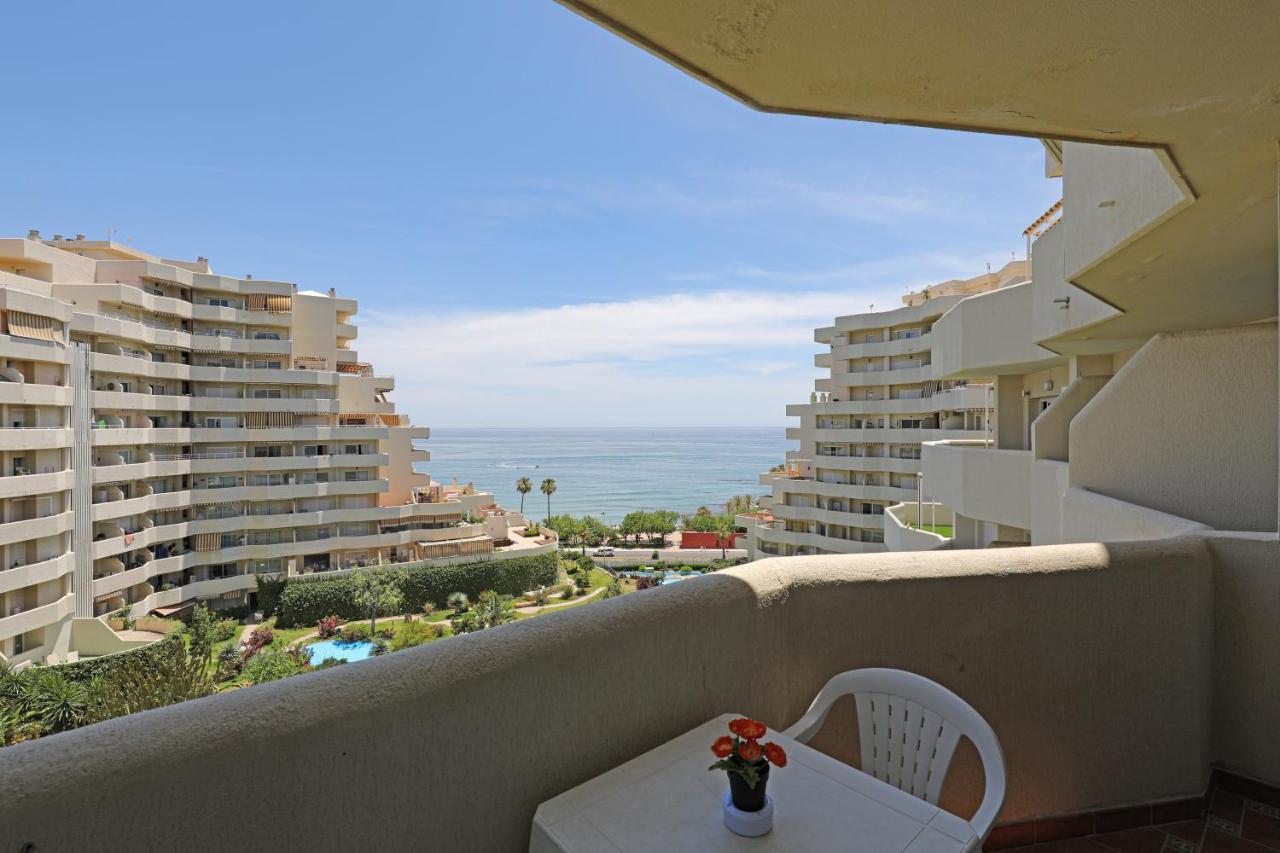 074 - Fabulous Sea View Apartment In Benal Beach Complex Benalmádena Kültér fotó