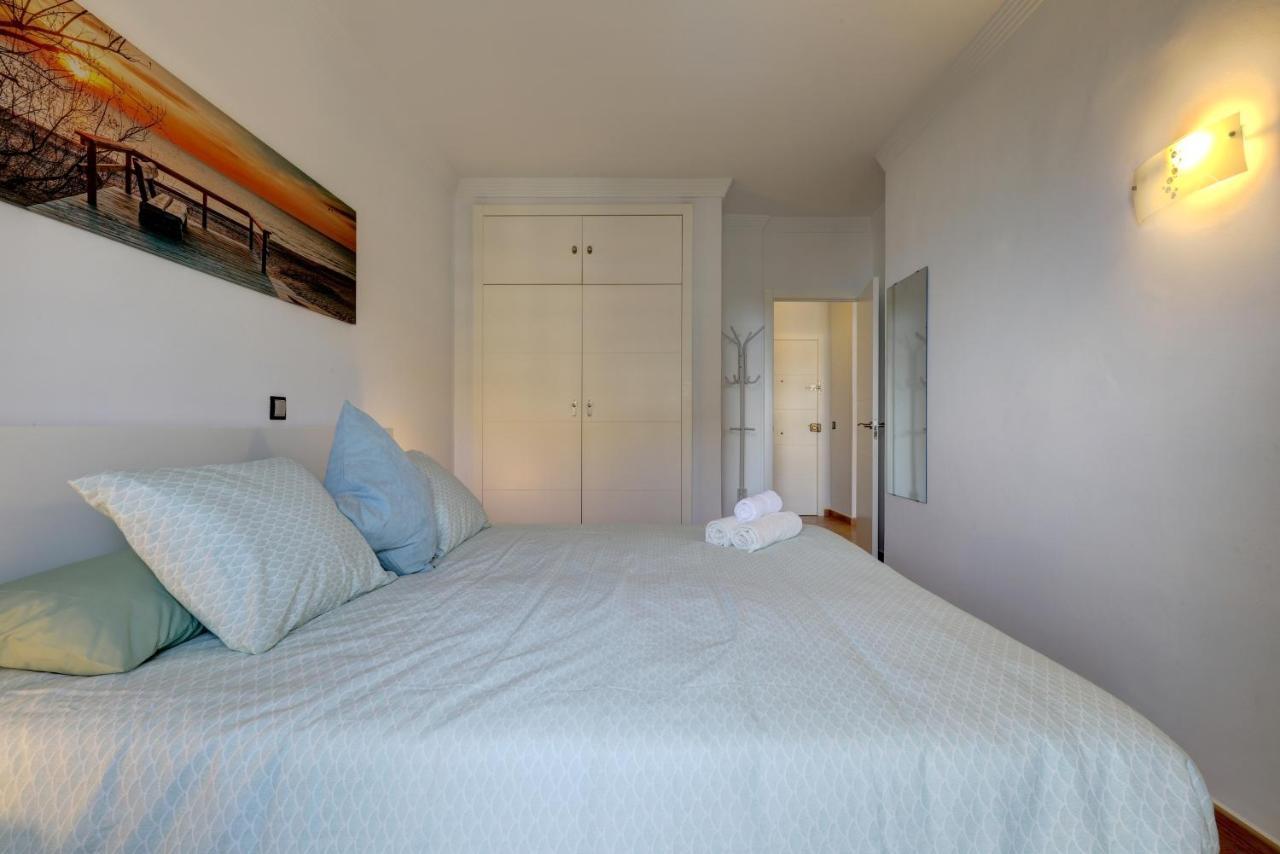 074 - Fabulous Sea View Apartment In Benal Beach Complex Benalmádena Kültér fotó