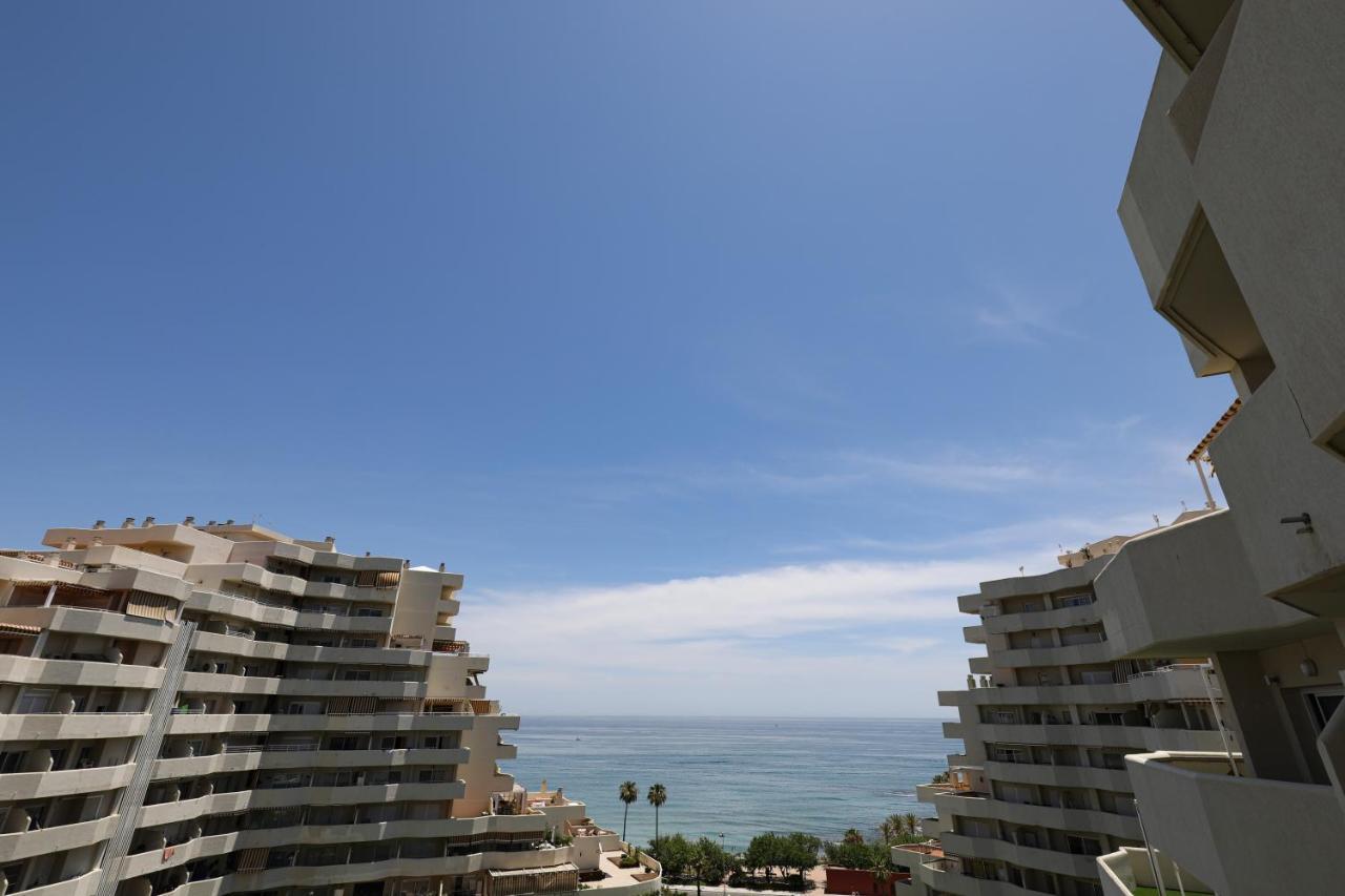 074 - Fabulous Sea View Apartment In Benal Beach Complex Benalmádena Kültér fotó
