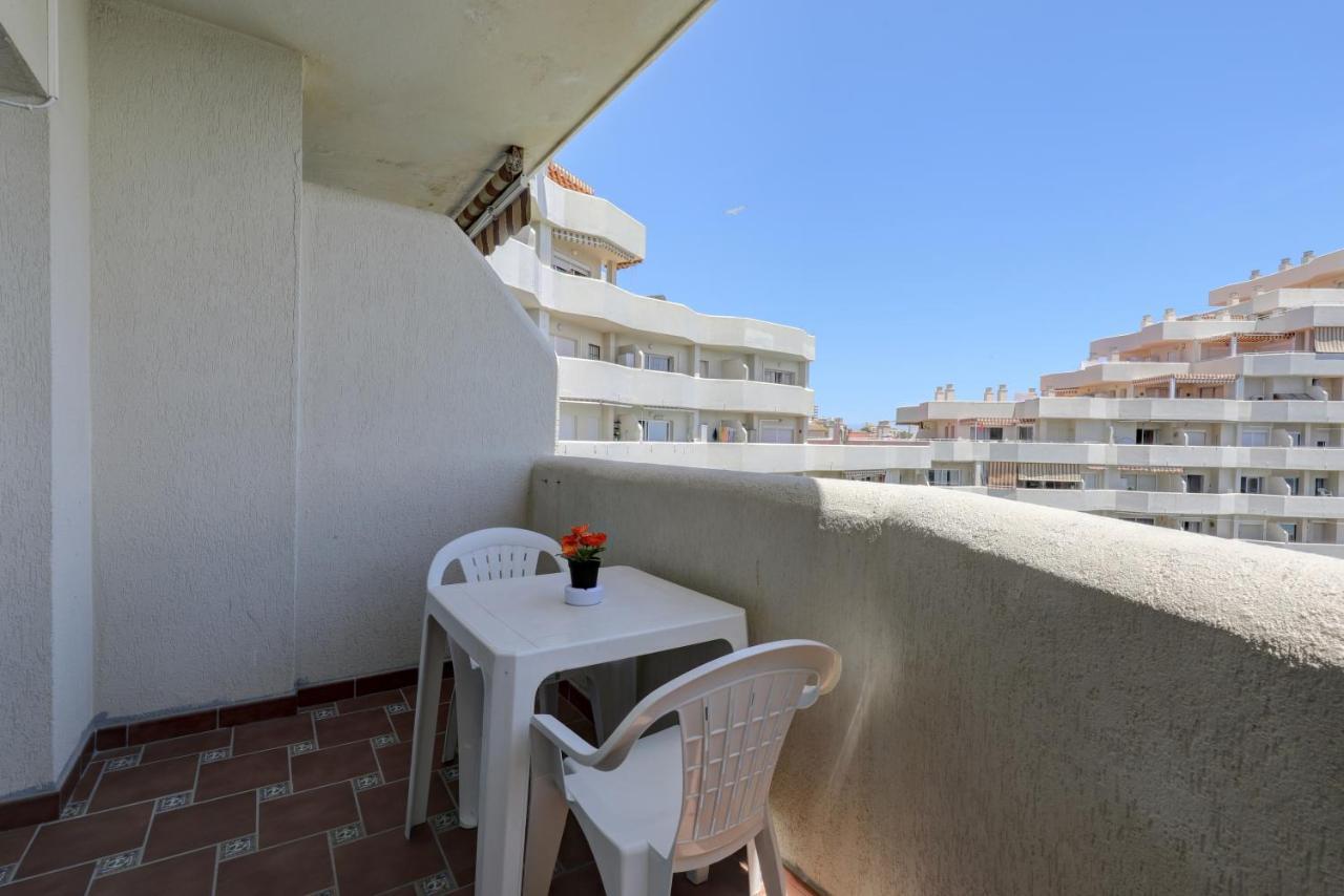 074 - Fabulous Sea View Apartment In Benal Beach Complex Benalmádena Kültér fotó