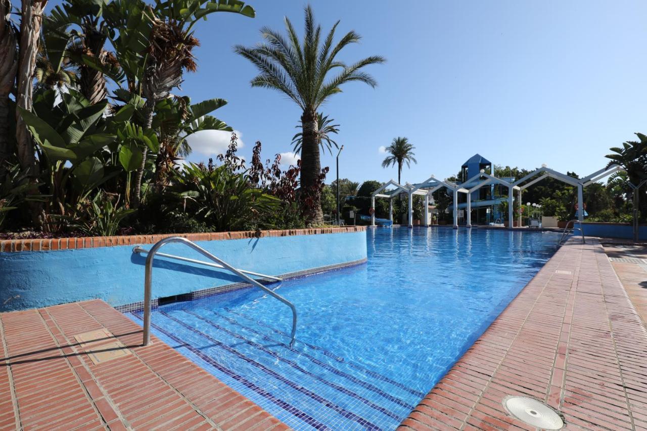 074 - Fabulous Sea View Apartment In Benal Beach Complex Benalmádena Kültér fotó